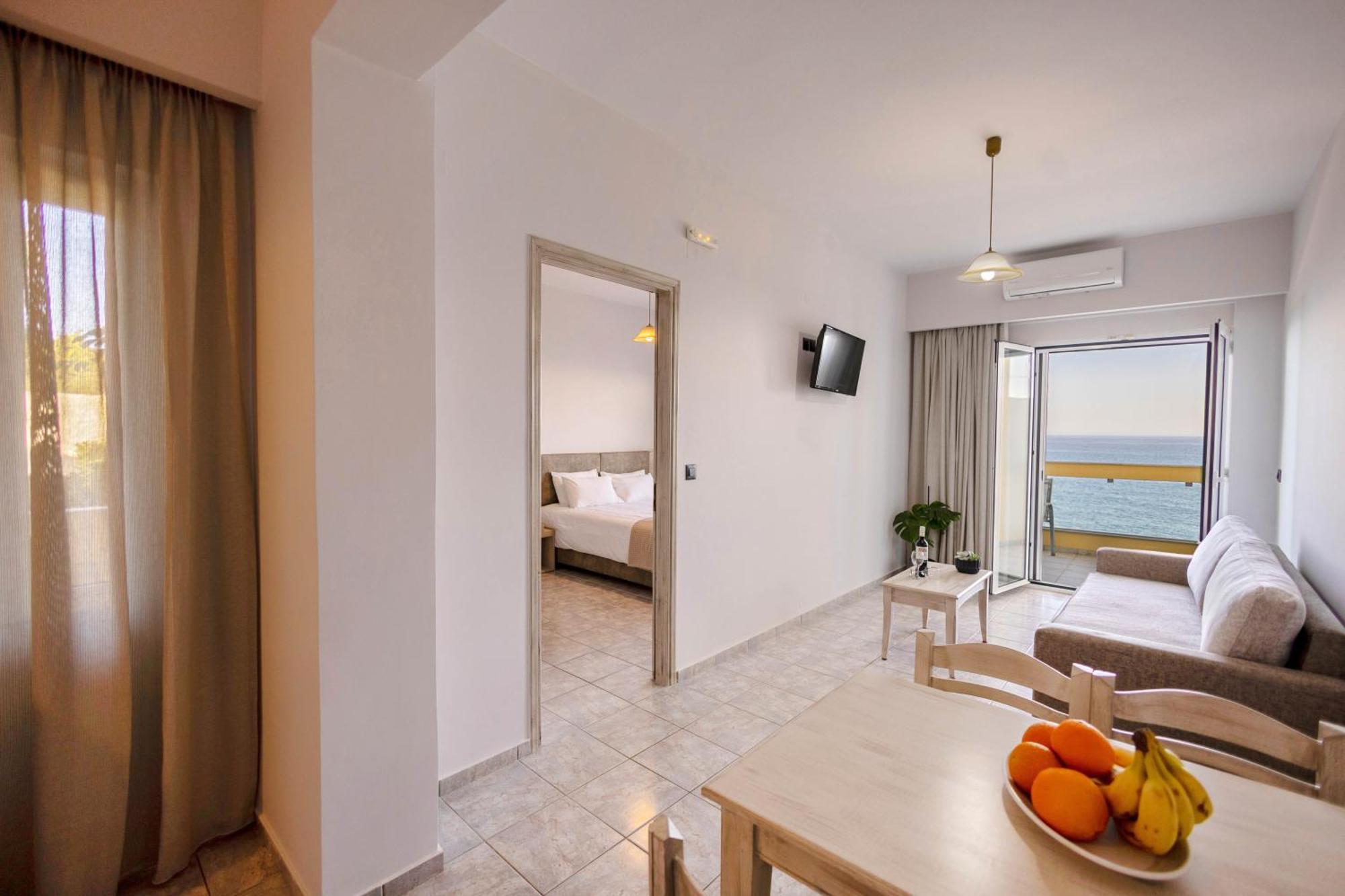 Santa Marina Apartments Rodakino Esterno foto